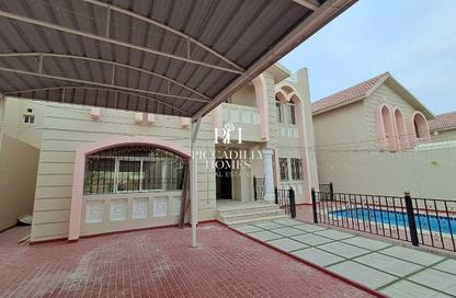Villa - 5 Bedrooms - 6 Bathrooms for rent in Street 871 - Al Duhail South - Al Duhail - Doha