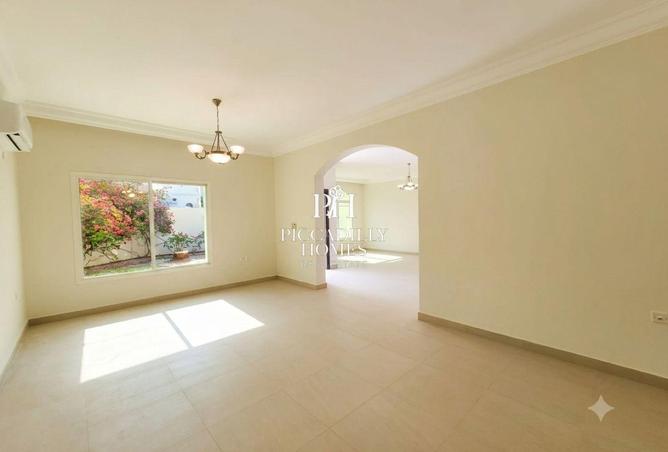 56980293 - Property Image 2