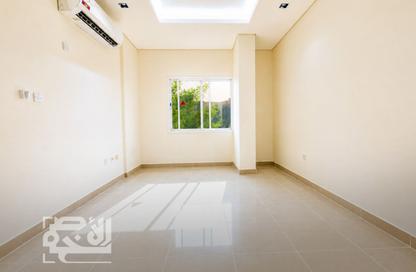 Apartment - 2 Bedrooms - 2 Bathrooms for rent in Al Nasr Street - Al Nasr - Doha Apartment - 2 Bedrooms - 2 Bathrooms for rent in Al Nasr Street - Al Nasr - Doha
