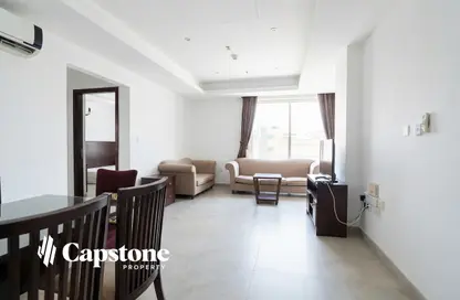 Apartment - 1 Bedroom - 1 Bathroom for rent in Umm Ghwailina Comm - Umm Ghuwalina - Umm Ghuwailina - Doha