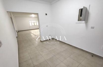 Apartment - 2 Bedrooms - 2 Bathrooms for rent in Al Sadd Road - Al Sadd - Doha