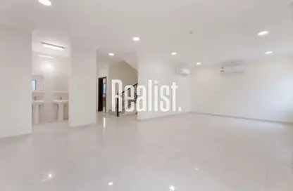 مجمع سكني - 6 غرف نوم - 6 حمامات للايجار في الخيصة - الخيصة - أم صلال محمد