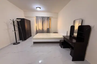 Apartment - 1 Bedroom - 1 Bathroom for rent in Umm Ghuwailina 4 - Umm Ghuwailina - Doha