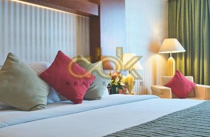 Apartment - Studio - 1 Bathroom for rent in West Bay Tower - West Bay - West Bay - Doha