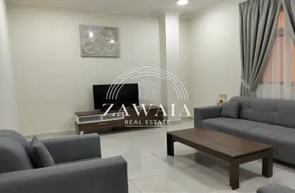 Apartment - 2 Bedrooms - 2 Bathrooms for rent in Al Mansoura - Al Mansoura - Doha