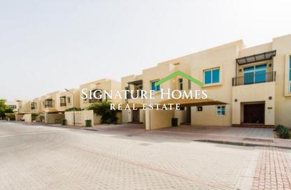 Villa - 3 Bedrooms - 5 Bathrooms for rent in Umm Al Seneem Street - Ain Khaled - Doha