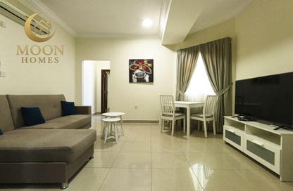 Apartment - 1 Bedroom - 1 Bathroom for rent in Umm Ghuwailina 4 - Umm Ghuwailina - Doha