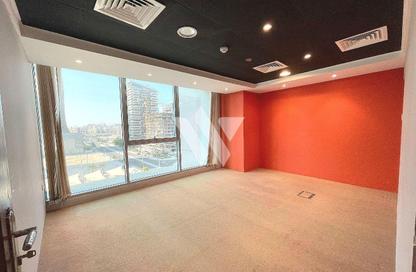 Office Space - Studio - 2 Bathrooms for rent in Marina Residences 195 - Marina District - Lusail