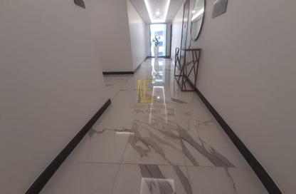 Apartment - 2 Bedrooms - 4 Bathrooms for rent in Lusail Marina Heights - Marina District - Lusail