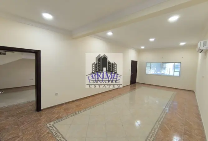 63077961 - Property Image 2