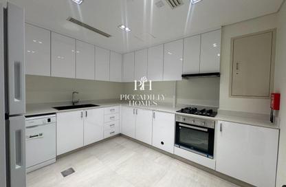 Apartment - 2 Bedrooms - 3 Bathrooms for rent in Lusail Residence - Marina District - Lusail