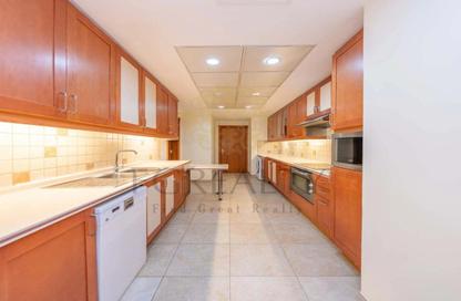 Apartment - 3 Bedrooms - 5 Bathrooms for rent in West Porto Drive - Porto Arabia - The Pearl Island - Doha