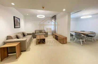 Apartment - 2 Bedrooms - 4 Bathrooms for rent in Al Khair Tower - Corniche Road - Corniche Road - Doha