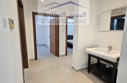 Apartment - 2 Bedrooms - 1 Bathroom for rent in Al Sadd Road - Al Sadd - Doha
