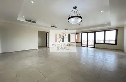 Apartment - 3 Bedrooms - 5 Bathrooms for rent in East Porto Drive - Porto Arabia - The Pearl Island - Doha