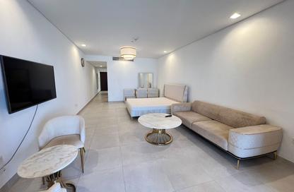 Apartment - Studio - 1 for rent in Al Mutahidah Tower - Viva Bahriyah - The Pearl Island - Doha