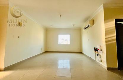 Apartment - 2 Bedrooms - 2 Bathrooms for rent in Fereej Abdul Aziz - Fereej Abdul Aziz - Doha