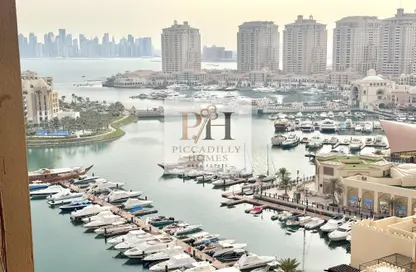 Apartment - 1 Bedroom - 2 Bathrooms for rent in West Porto Drive - Porto Arabia - The Pearl Island - Doha