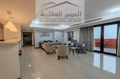 Apartment - 2 Bedrooms - 2 Bathrooms for rent in Tuscan Tower - Porto Arabia - The Pearl Island - Doha