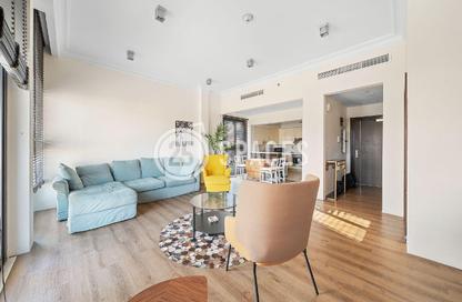 Apartment - 1 Bedroom - 2 Bathrooms for rent in Carnaval - Qanat Quartier - The Pearl Island - Doha