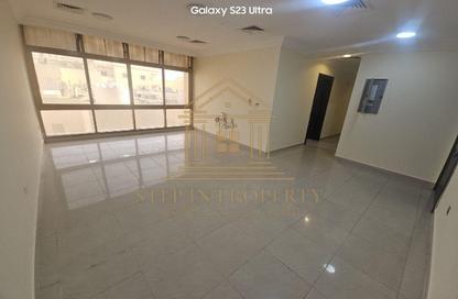 Apartment - 3 Bedrooms - 3 Bathrooms for rent in Al Sadd Road - Al Sadd - Doha