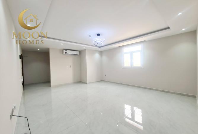 52862399 - Property Main Image