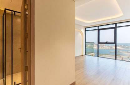Apartment - 1 Bedroom - 2 Bathrooms for rent in JMJ Waterfront Residences - Waterfront Residential - The Waterfront - Lusail
