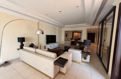 Apartment - 1 - 2 for rent in East Porto Drive - Porto Arabia - The Pearl Island - Doha