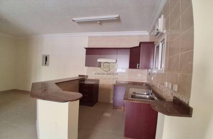 Apartment - 2 Bedrooms - 3 Bathrooms for rent in Muntazah 7 - Al Muntazah - Doha