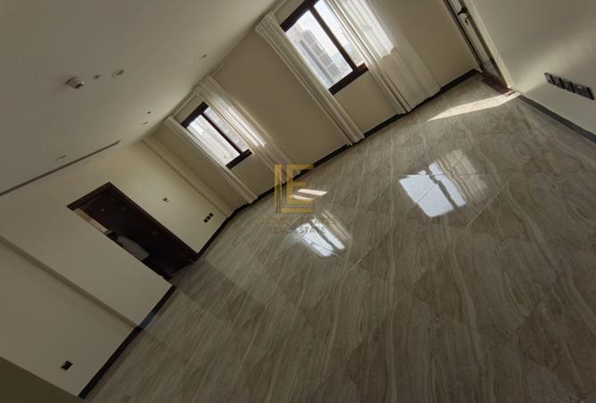 1027676 - صورة العقار 2