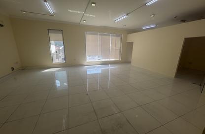 Office Space - Studio - 2 for rent in Al Mansoura - Al Mansoura - Doha