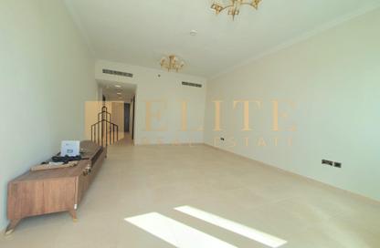 Apartment - 3 Bedrooms - 3 Bathrooms for rent in Lusail Marina Heights - Marina District - Lusail