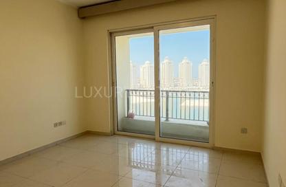 Apartment - 1 - 2 for rent in Viva West - Viva Bahriyah - The Pearl Island - Doha