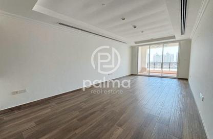 Apartment - 1 - 2 for rent in Viva East - Viva Bahriyah - The Pearl Island - Doha