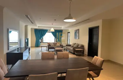 Apartment - 2 Bedrooms - 2 Bathrooms for rent in East Porto Drive - Porto Arabia - The Pearl Island - Doha