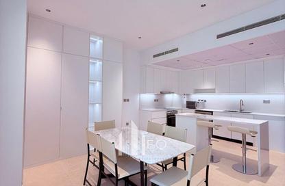Apartment - 2 Bedrooms - 4 Bathrooms for sale in Fox Hills South - Fox Hills - Lusail