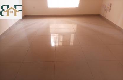 Apartment - 2 Bedrooms - 2 Bathrooms for rent in Al Mansoura - Doha