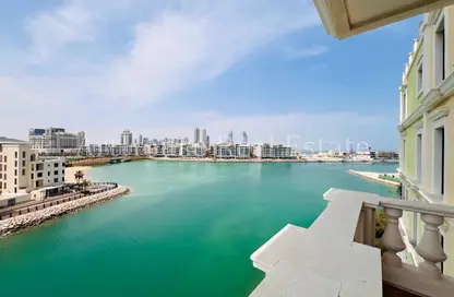 Apartment - 3 Bedrooms - 4 Bathrooms for rent in Qanat Quartier - The Pearl Island - Doha