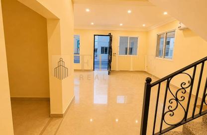 Compound - 7 - 7+ for rent in Umm Al Seneem Street - Ain Khaled - Doha