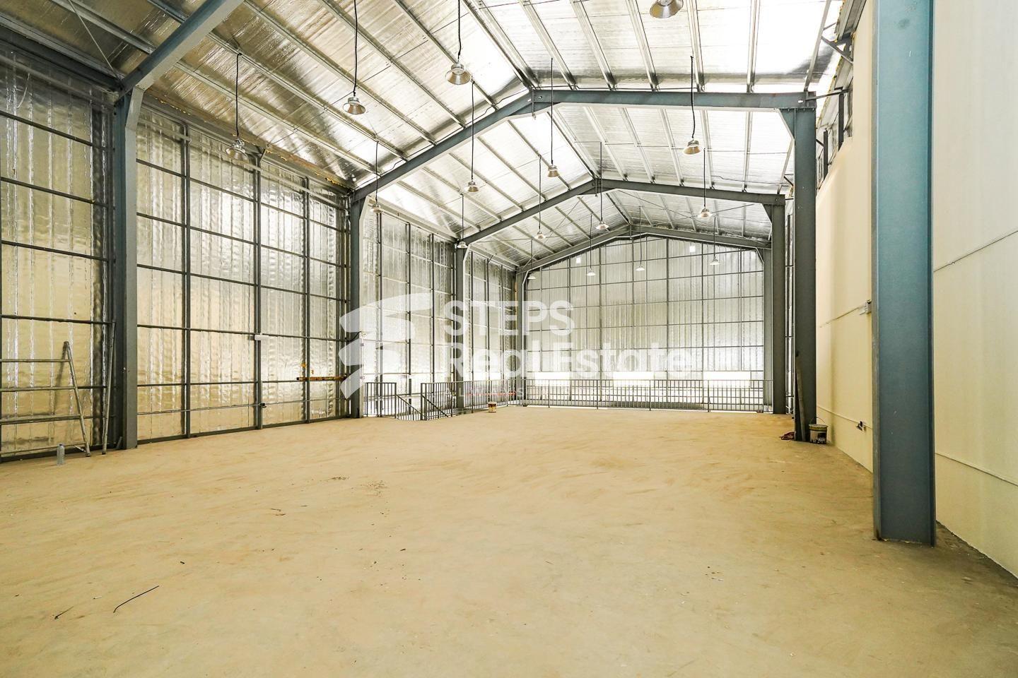 27 Labor Rooms with Warehouse in Industrial Area