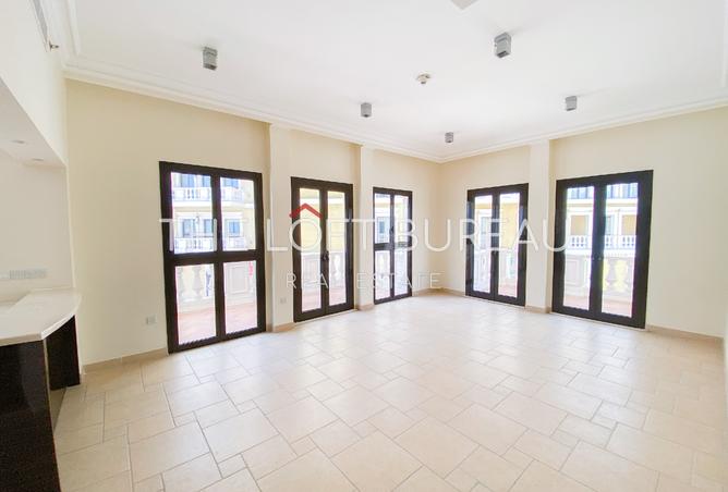 53765211 - Property Image 2