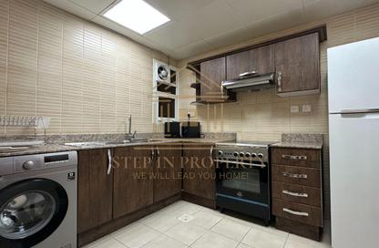 Apartment - 2 Bedrooms - 2 Bathrooms for rent in Al Nasr Street - Al Nasr - Doha