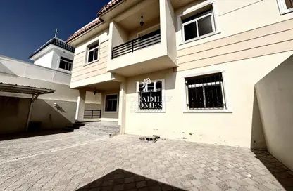 Villa - 5 Bedrooms - 6 Bathrooms for rent in Al Markhiya Street - Al Markhiya - Doha