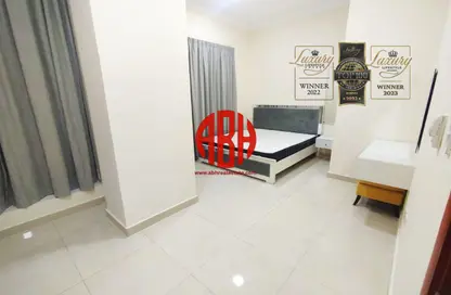 Apartment - 2 Bedrooms - 2 Bathrooms for rent in Al Sadd Road - Al Sadd - Doha
