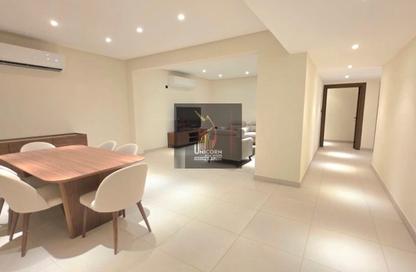 Apartment - 3 Bedrooms - 3 Bathrooms for rent in Umm Ghwailina Comm - Umm Ghuwalina - Umm Ghuwailina - Doha