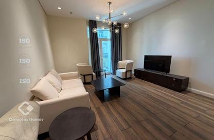 Apartment - 2 Bedrooms - 4 Bathrooms for rent in Floresta Gardens - Floresta Gardens - The Pearl Island - Doha