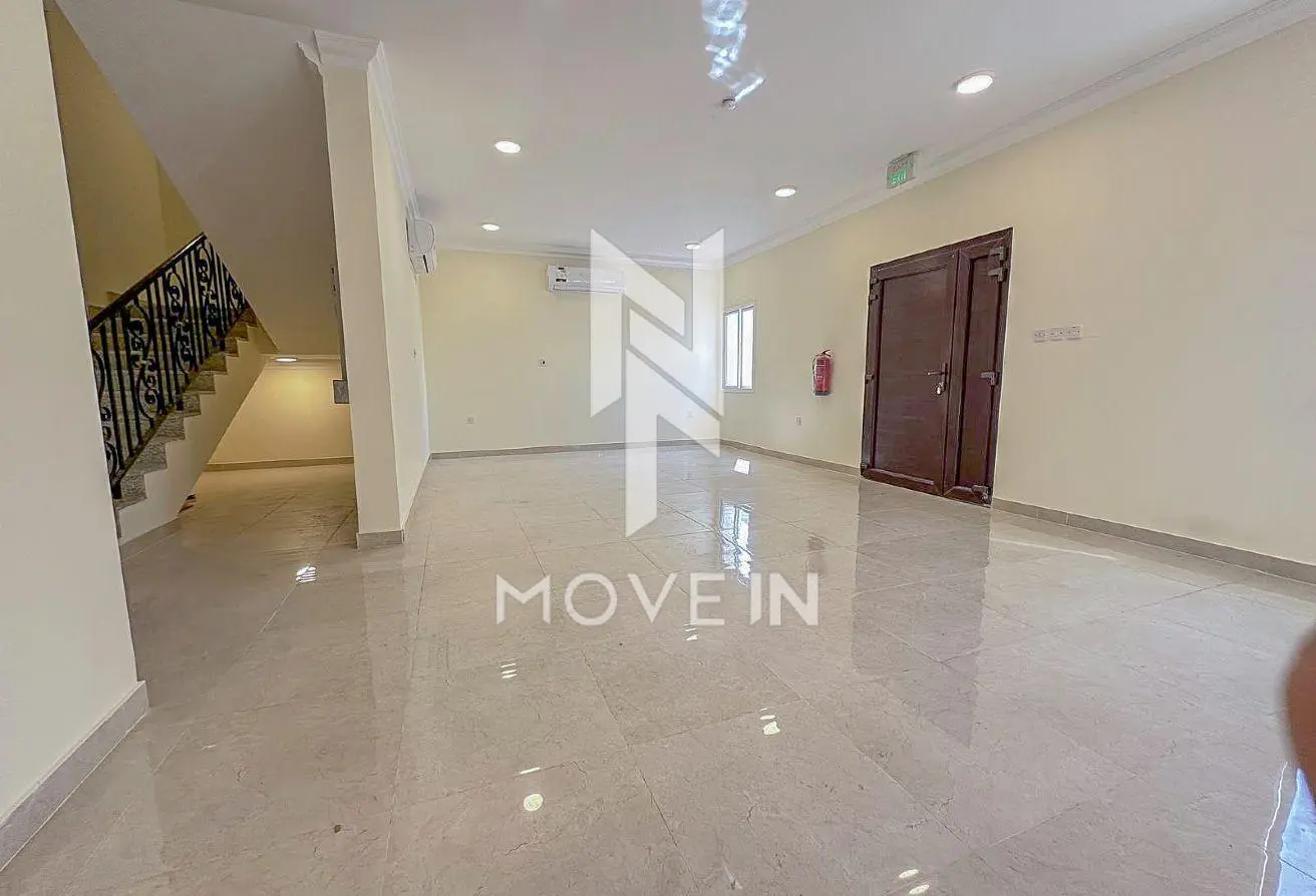 1004100 - Property Main Image