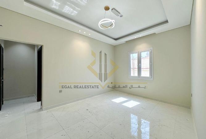 54829004 - Property Image 2