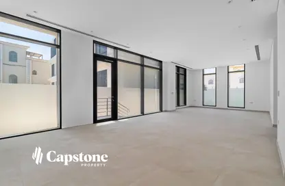 Villa - 6 Bedrooms for rent in Izghawa - Doha