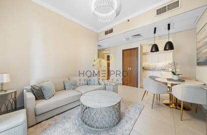 Apartment - 1 Bedroom - 2 Bathrooms for sale in Viva East - Viva Bahriyah - The Pearl Island - Doha